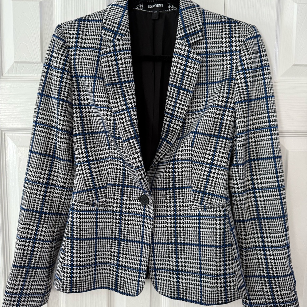 Express Plaid Blazer in Navy and White